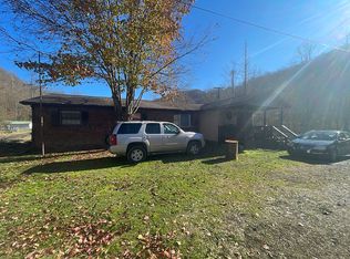 8838 Clear Fork Rd, Dorothy, WV 25060