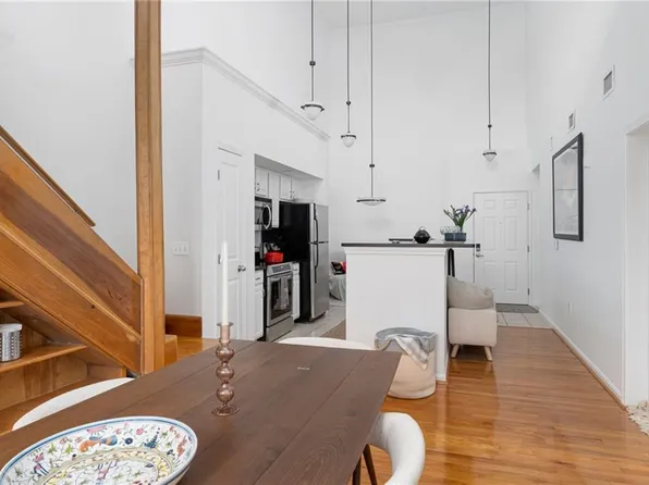 1000 Providence Pl APT 444, Providence, RI 02903