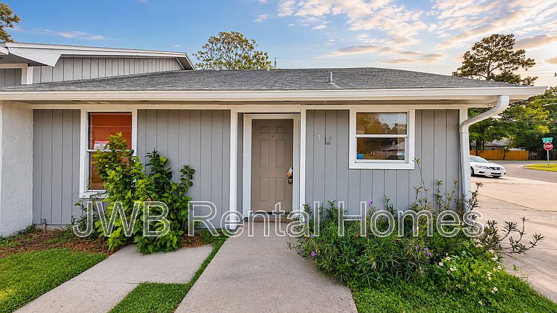 1st image of 7607 Indian Lakes Dr #1
