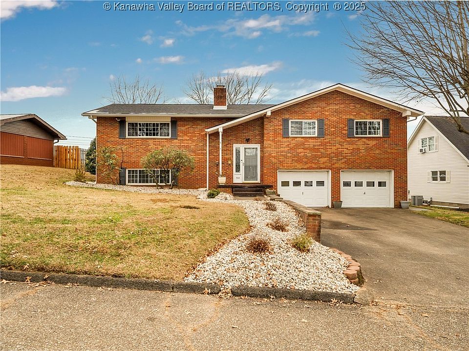 1st image of 710 Flinn Ave
