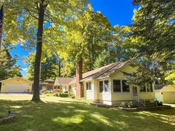 3589 N Forest Ave, Spruce, MI 48762
