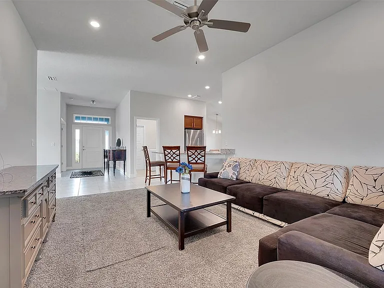 8600 Merano Ave — Photo 5