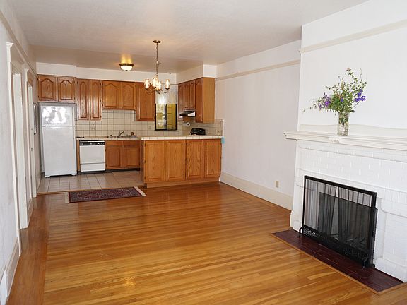 Huge living/Dining Area