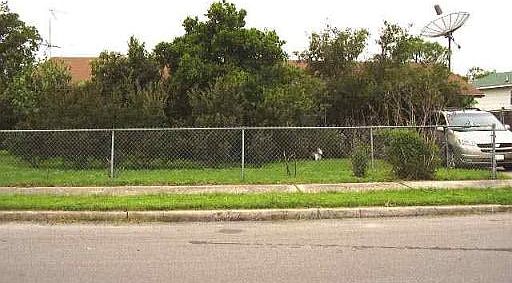 1st image of 107 GARDEN VALLEY DR