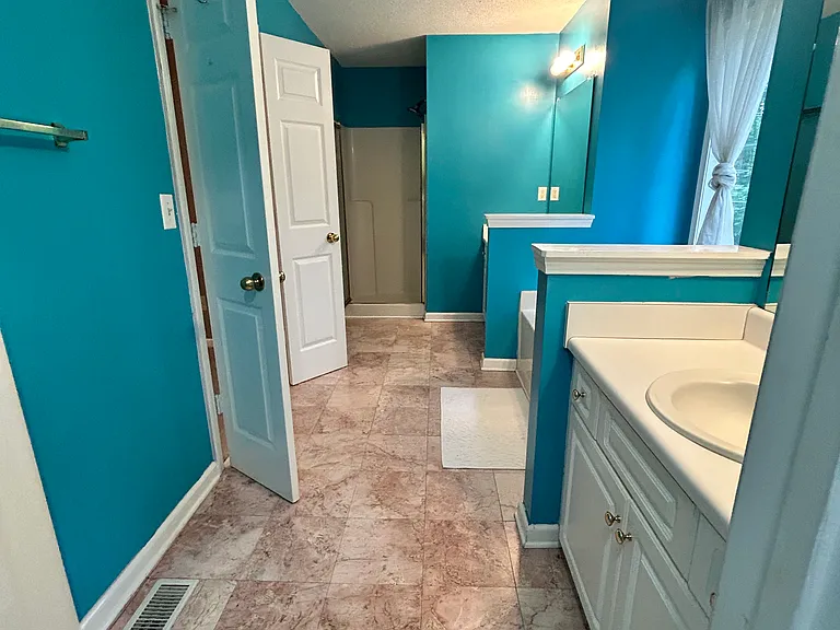 Master Bathroom double vanity