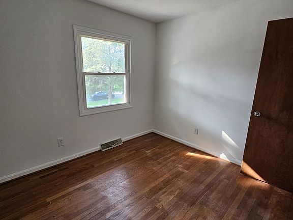 3rd image of 21386 Williams Dr #3