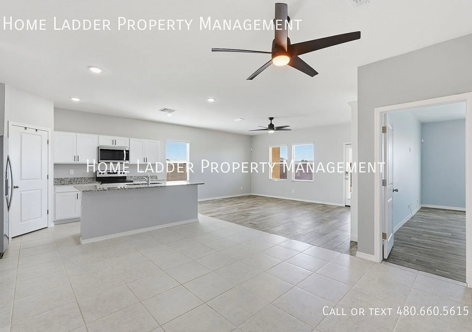 3 Bed Home with Spacious Yard & Cozy Fireplace! — Photo 2