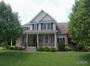 6 Cedar Grove Ct, Ocean View, DE 19970