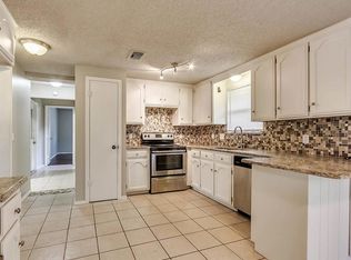 1300 San Fidel Ln, Edmond, OK 73003