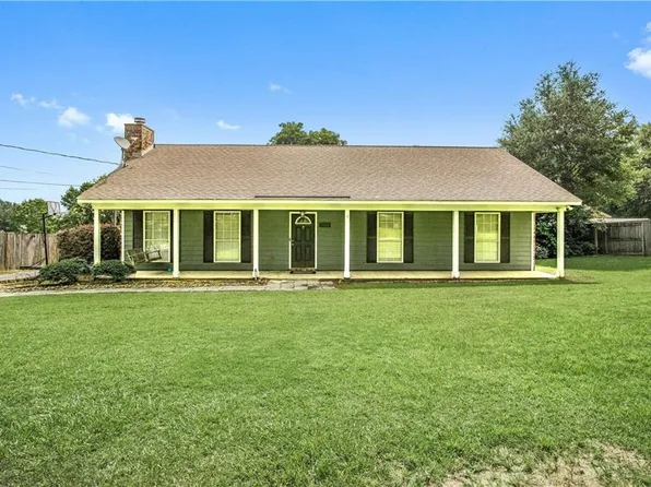 3660 Ching Dairy Rd, Mobile, AL 36618