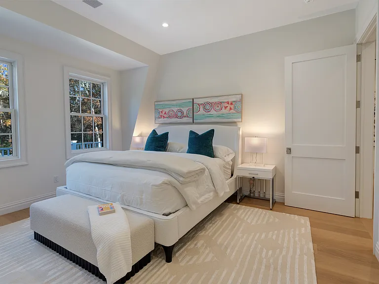 73 Wainscott Stone Rd — Photo 33