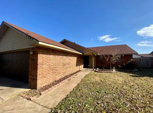 2825 Constitution Ave, Enid, OK 73703