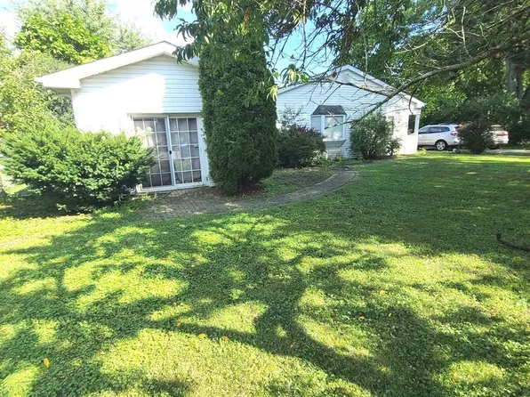 333 12th St, Wheeling, IL 60090