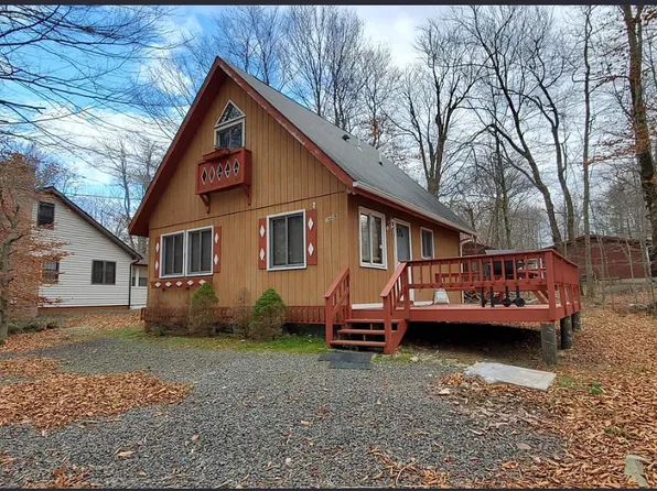 3361 Woodland Dr, Tobyhanna, PA 18466
