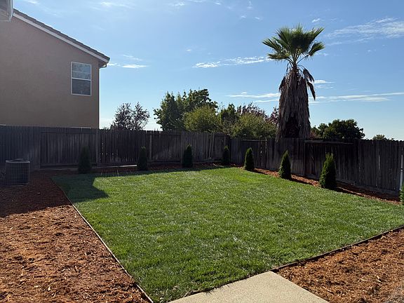 3rd image of 6323 Mallard Ct