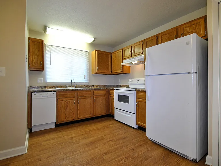 Coolidge Place Townhomes — Photo 9