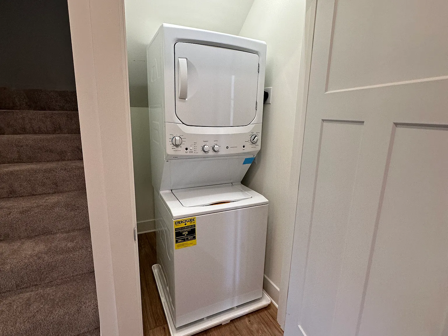 3 bed, 2.5 bath, $2,700 — Photo 4