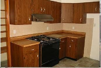 2nd image of 528 Holiday Ave