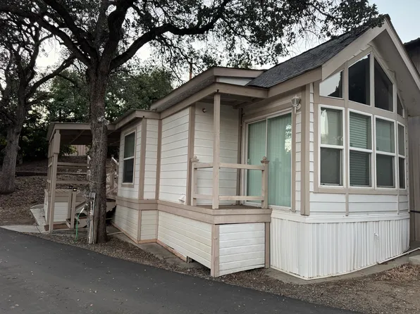 18464 Tollhouse Rd #C, Clovis, CA 93619