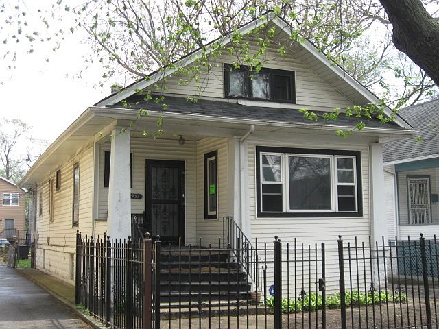 1st image of 11937 S Wentworth Ave