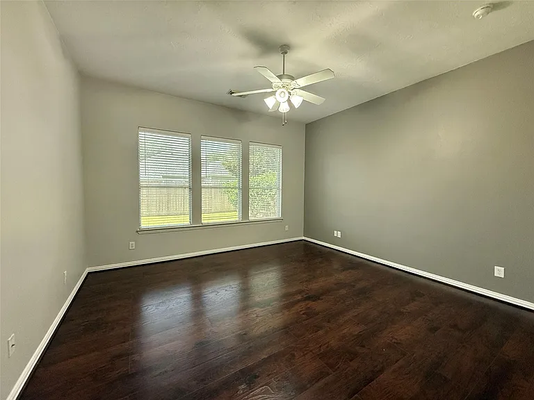 26823 Lakeridge Park Ln — Photo 16