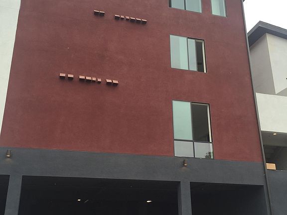 3rd image of 6619 Linda Vista Rd APT 4