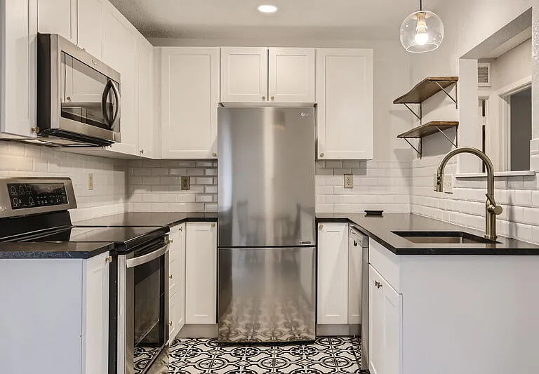 1015 E Yager Ln #141 — Photo 23