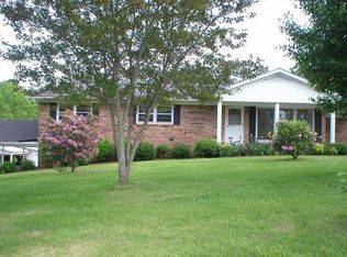 25 Old Glendale Rd, Loretto, TN 38469