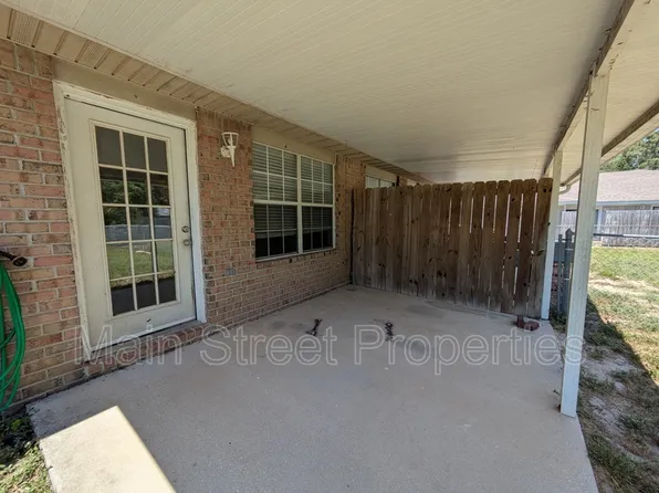3359 Green Briar Cir APT B, Gulf Breeze, FL 32563