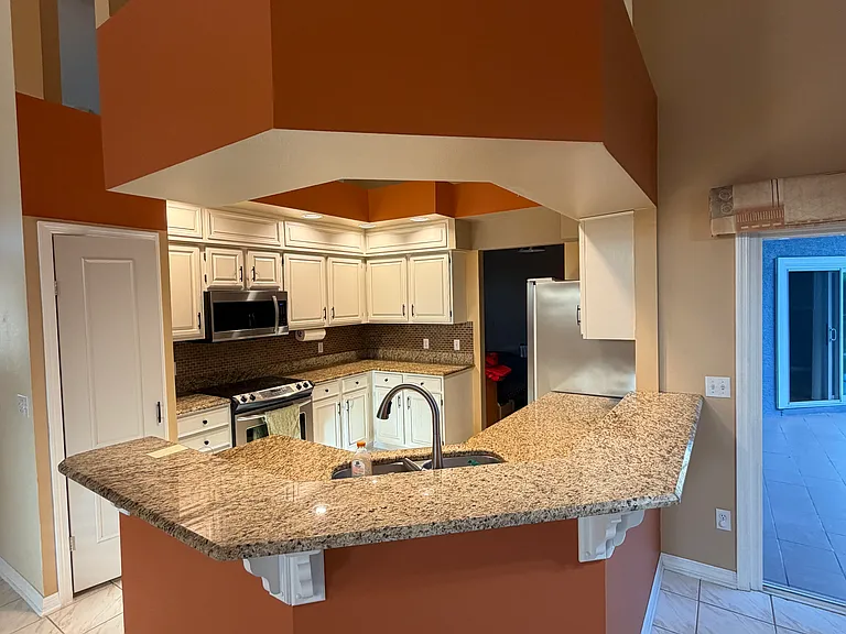 745 Silverwood Dr — Photo 4