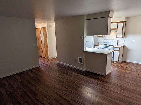 3rd image of 4004 SW Beaverton Hillsdale Hwy #4046