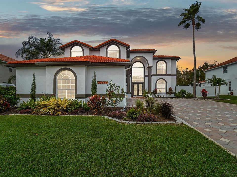 1st image of 22847 Sonoma Ln