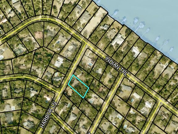 2nd image of 808 Harbor Ln