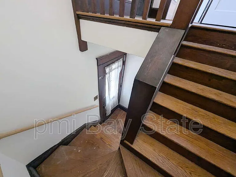 37 Brainard St — Photo 18