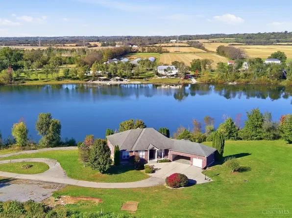 2684 Jackson Rd, Hamilton, OH 45011