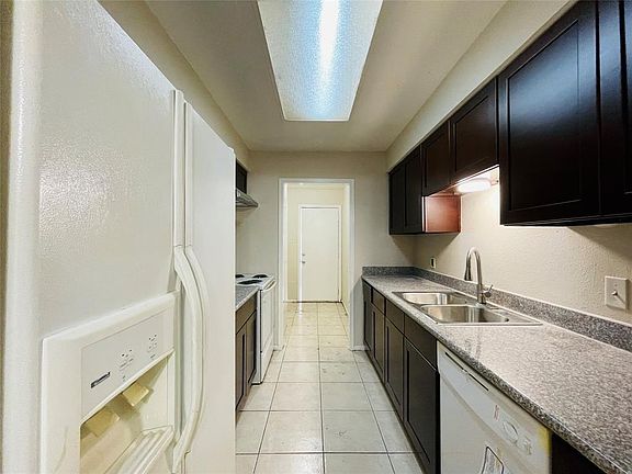 5th image of 12713 Lima Dr