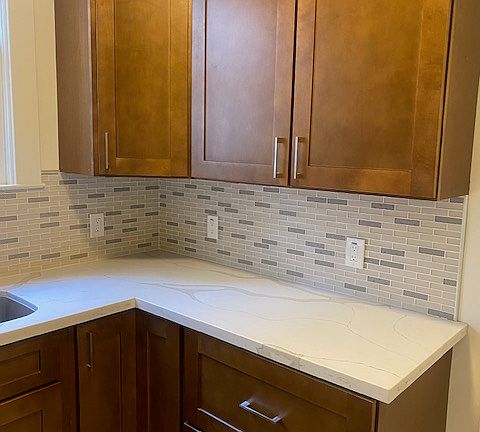 4th image of 195 9th Ave APT 2