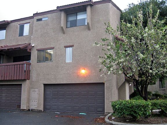 Attached 2 car garage