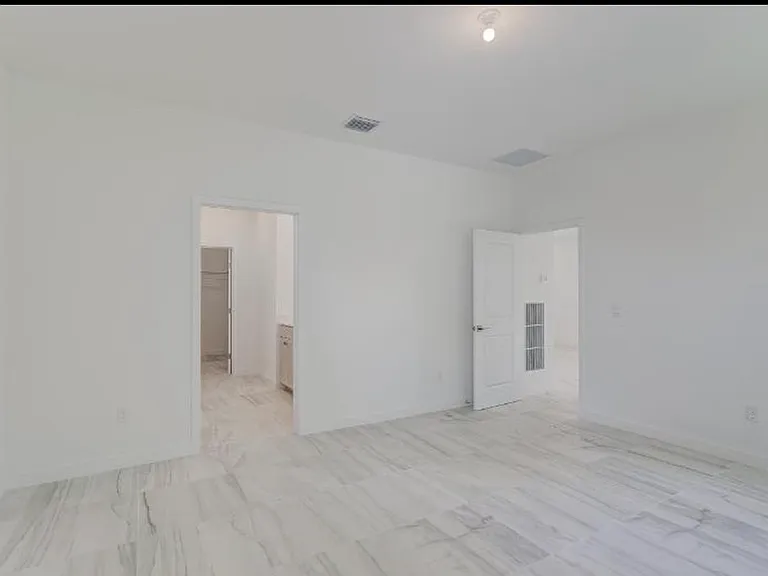 1100 Limestone Creek Rd — Photo 20