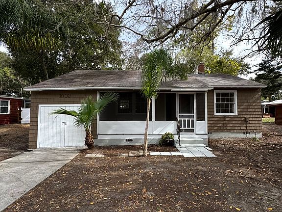 5th image of 1608 Crescent Dr