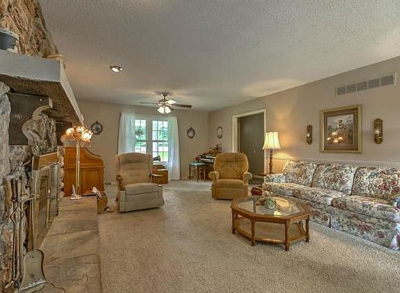 3rd image of 5304 Osage Dr