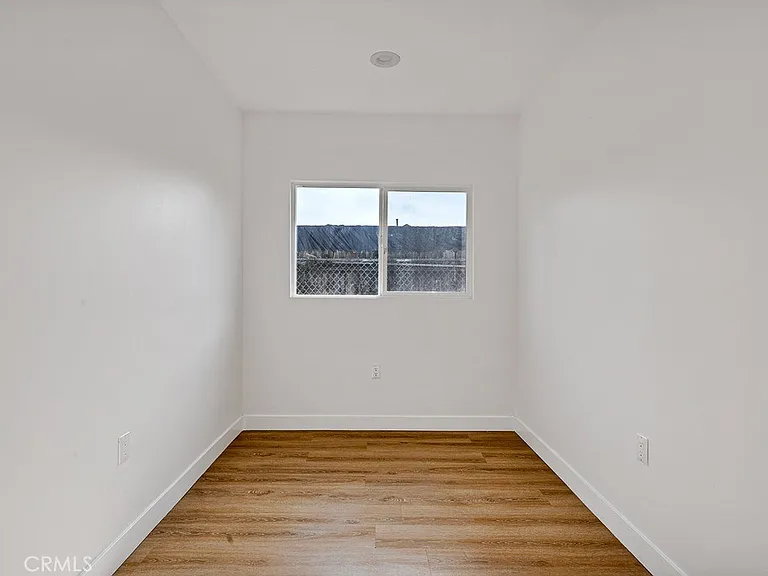 222 E Vernon Ave #3/4 — Photo 5