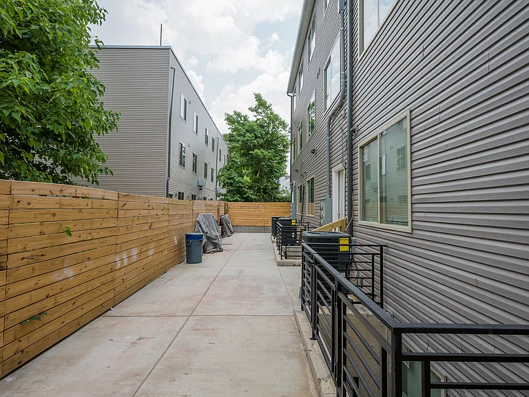 3721 Brandywine St #1 — Photo 16
