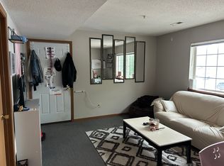 537 S Van Buren St APT B, Iowa City, IA 52240