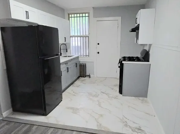 288 S 8th St, Newark, NJ