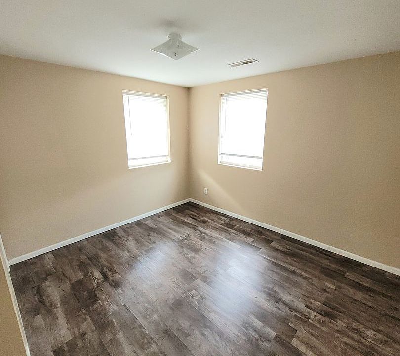 103 North 6th Street Apartments Savannah, MO Zillow