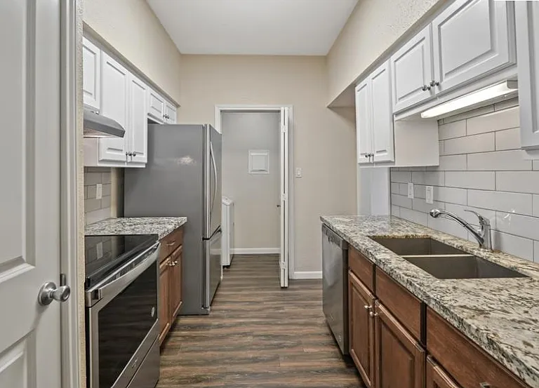 2400 N Braeswood Blvd #111 — Photo 13