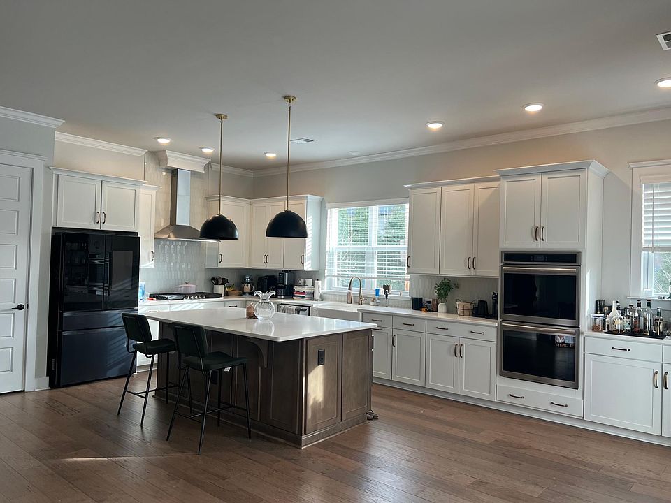 1st image of 2503 Lydia Ave