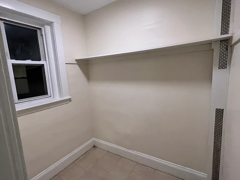 10 Barrows St #4 — Photo 11