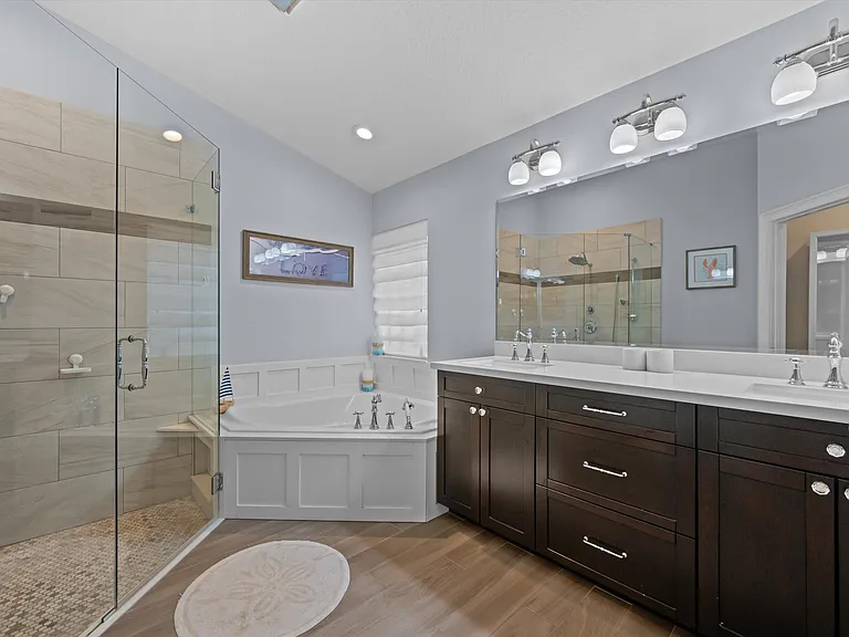 4221 Bluff Harbor Way — Photo 31